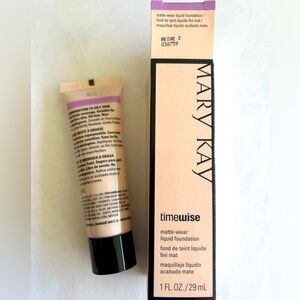 Mary Kay Timewise Matte-Wear Liquid Foundation in Beige 3 Color